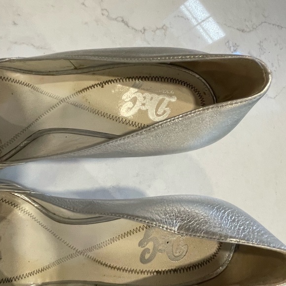 Vintage D&G Silver Leather Heels - Picture 6 of 9